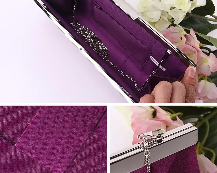 3245076643_2047651033